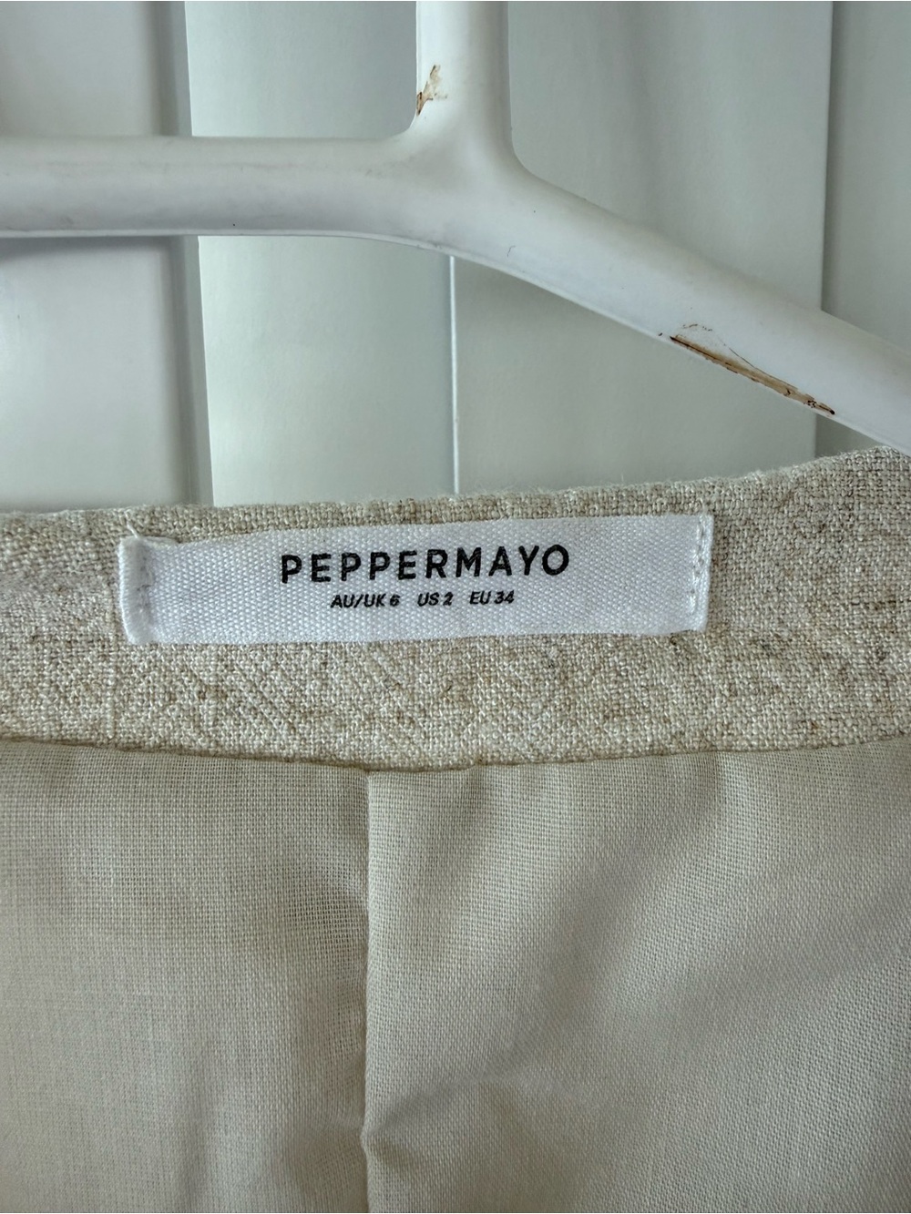 Cream Button-Front Linen vest - Picture 3 of 4